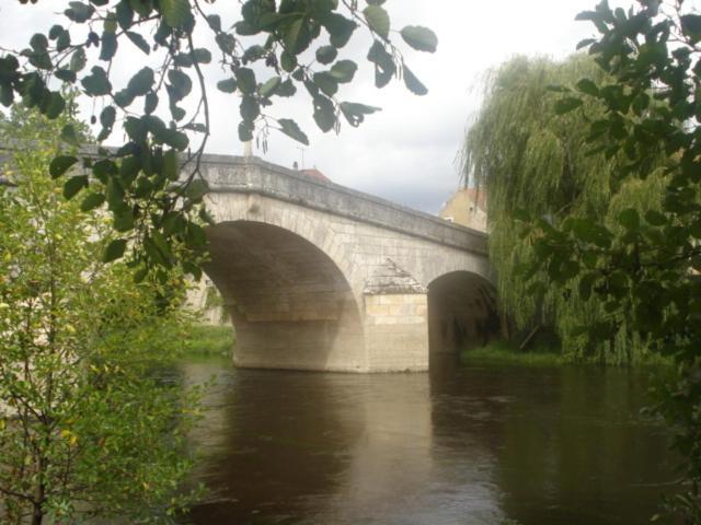 Chambres D'Hotes La Chaumiere Arcy-sur-Cure ภายนอก รูปภาพ
